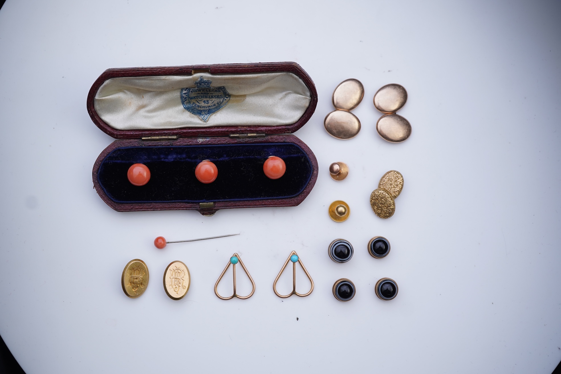 A collection of dress accessories, early 20th century